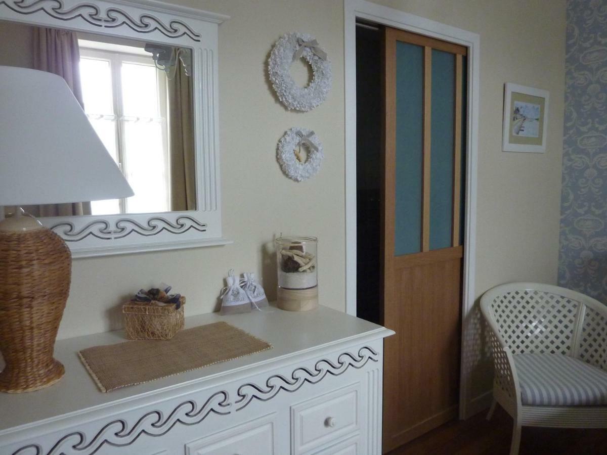 Bed and Breakfast La Petite Echauguette Jumelles  Екстер'єр фото
